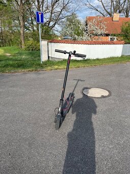Elektrická koloběžka Xiaomi mi scooter Pro 2 - 8