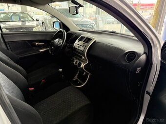 Toyota Urban Cruiser 1,3 74 kW,KLIMATIZACE - 8