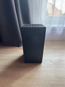 Konzole Xbox Series X 1TB - 8