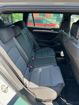 VW Passat - 8