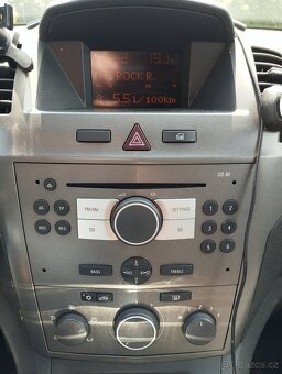 Opel Zafira 1.9 CDTI 88kW - 8