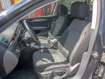 Volkswagen Passat 2.0TDI 103KW DSG NAVI - 8