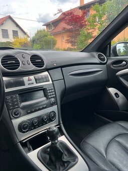 mercedes clk w209 2,2 CDI avantgarde kůže - 8