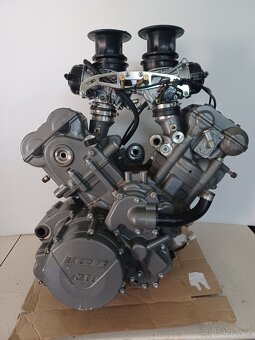 KTM LC8 950 - 990 SM SUPERMOTO KOLA - 8