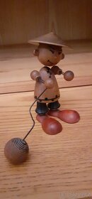 dřevěná figurka - panáček vietnámek/číňánek - 8