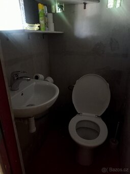 Zahrada s chatkou - 8