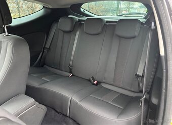 Renault Megane 2.0 TCe 132 kW Dynamique - BENZÍN - 8