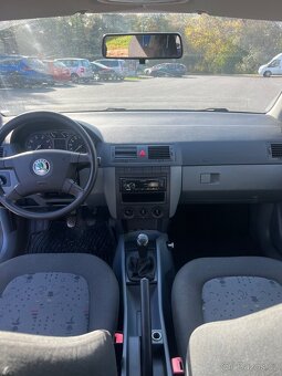 Prodám Škoda Fabia 1.2 MPI, r.v. 2004 - 8