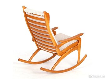 Nově zrenovované houpací retro křeslo ÚLUV . - 8