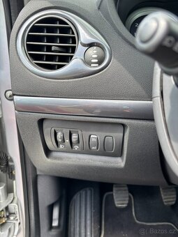 Renault Clio III 1.6 16V, r. 2007 - 8