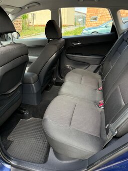 Hyundai i30 1.6. 92,7kw 2011 - 8