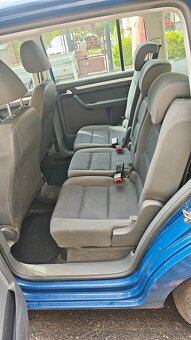 VW Touran - 8