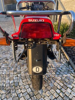 Suzuki GSX 550 E - 8