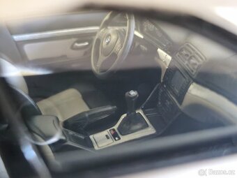 BMW E39 M5 1:18 Ottomobile - 8