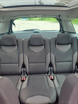 Peugeot 308 SW, rok 2011, 1.6 benzin - 8