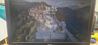 Dell Inspiron 15 Gaming 7566 - 8