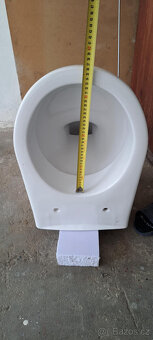závěsné WC JIKA - 8