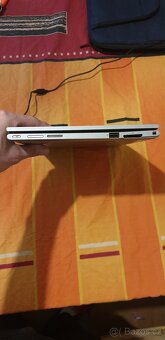 Dell Notebook s dotyk. displejem. - 8