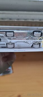 Hot Wheels - 8