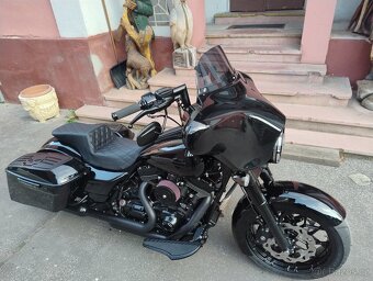 HARLEY DAVIDSON FLHX STREET GLIDE CUSTOM SPECIAL - 8