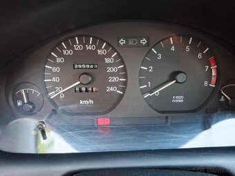 Mitsubishi Carisma 1.6i - Nezničitelný parťák za super cenu - 8