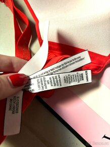 NOVÁ Victoria´ s Secret luxusní podprsenka US34DD - 8