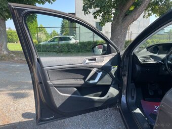 Peugeot 308 2,0 HDi Serviska, LED, Senzory - 8