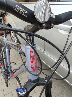 Horské kolo GT Avalanche 1,0 vel L - 8