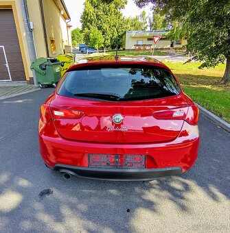 Prodám Alfa Romeo Giulietta 1.4 TB 88kW Destinctive - 8