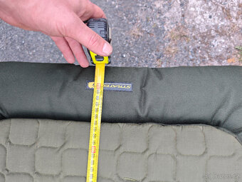 Rybářské lehátko Strategy 210x73, 150kg téměř nepoužité - 8