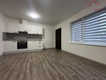 Pronájem bytu 2+kk/terasa (48 m2) Lipská, Chomutov - 8