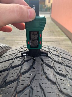 Nokian zimní r 17 - 8