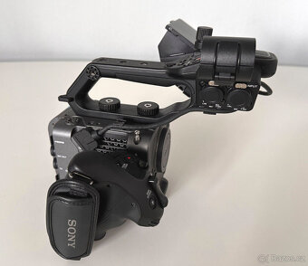 SONY ILME-FX6V (FX6) • 35mm plnoformátová filmová videokamer - 8