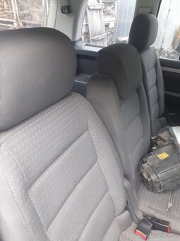 Vw touran 1,6 fsi - 8