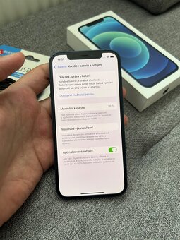 Prodám iPhone 12 64gb - 8