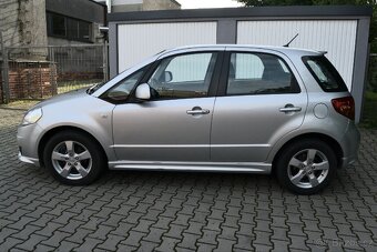 SUZUKI SX4 CITY 1.6 VVT 88kw rok 2010 - 8