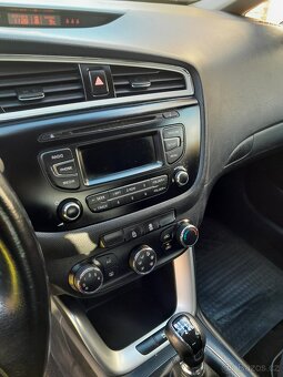 Kia Ceed 1,6 GDi - 8