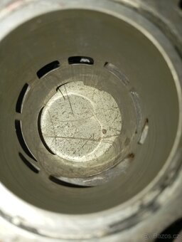 Díly motoru d50b - 8