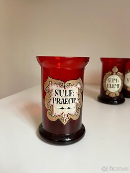 Sada starých skleněných lékárenských dóz - 8