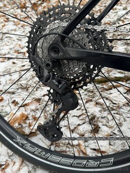 GHOST LECTOR CARBON LC - 8