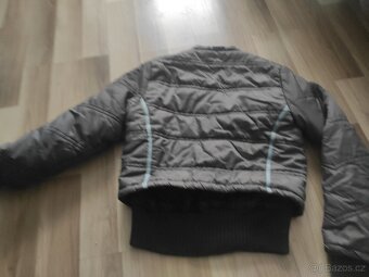 Zimní bunda do pasu - 8