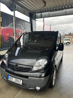 Opel Vivaro 2.0 nafta , 84 kw , 8/2007 - 8