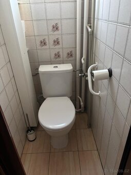 Nábytek a potřeby domácnosti - 8
