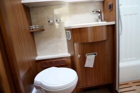 Obytny automobil Hymer mobil 668 B PL 30 multijet 177 - 8