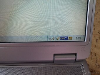 Fujitsu Amilo K 7600 (rok 2003) s Win 2000 - Pouze volat. - 8
