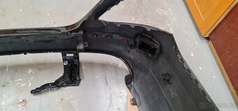 Zadní nárazník na Mercedes E220D, W213 - 8