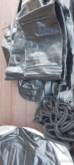 Nafukovací dvoumístný kajak, nosnost 160 kg, jako nový - 8