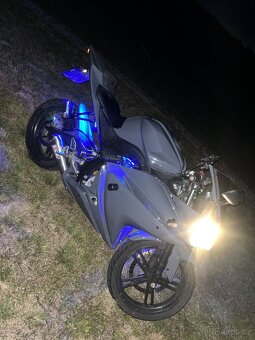 Yamaha yzf125r - 8