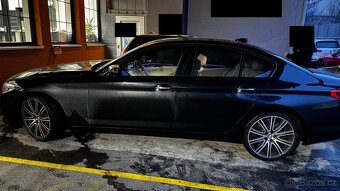 Osobní automobil BMW 530D XDRIVE - 8
