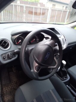Ford Fiesta - 8